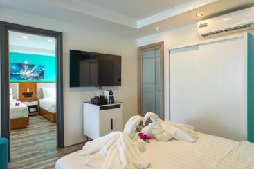 Funplace Beach - Himmafushi