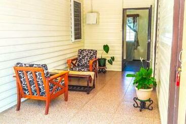 پانسیون Shalom Mission Home
