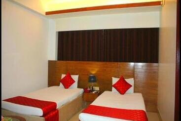 The Alina Hotel & Suites