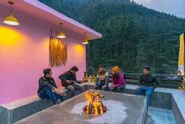 The Hosteller Kasol, Parvati Valley