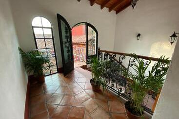 هاستل Posada El Palomar