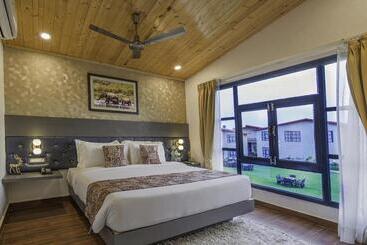 Anantum Gateway Resorts