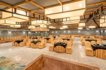 Anantum Gateway Resorts