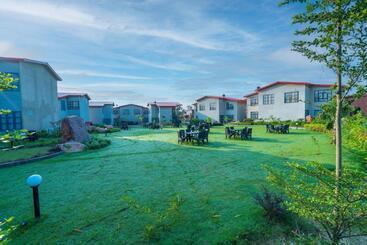 Anantum Gateway Resorts