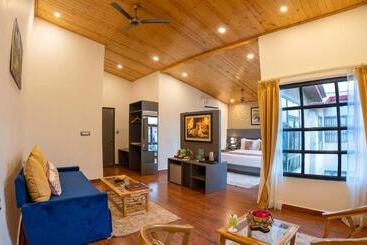 Anantum Gateway Resorts