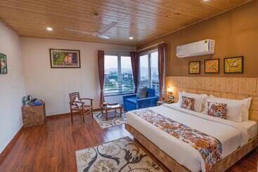 Anantum Gateway Resorts