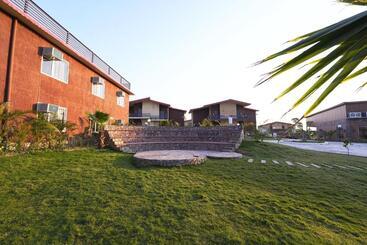 Anantum Gateway Resorts