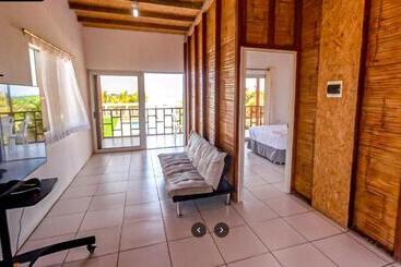 تختخواب و صبحانه Hospedaje & Casa Playa Aurora