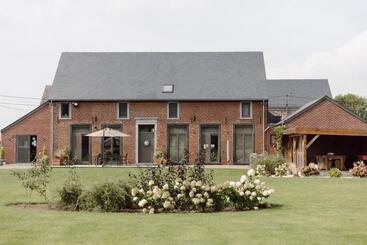 تختخواب و صبحانه Le Relais De La Motte
