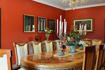 تختخواب و صبحانه Palazzo Del Valle, Alojamiento Y Desayuno