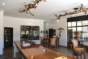 تختخواب و صبحانه Palazzo Del Valle, Alojamiento Y Desayuno