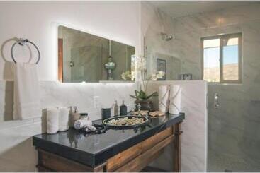 تختخواب و صبحانه Palazzo Del Valle, Alojamiento Y Desayuno