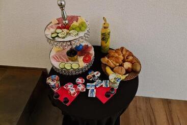 هتل Privat Spa Mit Whirlpool Und Sauna In Sursee