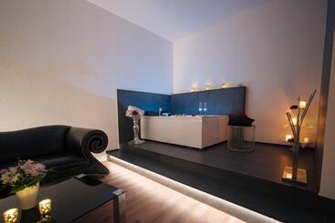 هتل Privat Spa Mit Whirlpool Und Sauna In Sursee