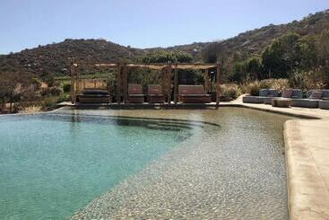 هتل Villa Garven