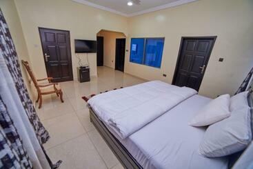 پانسیون Afranasa Inn