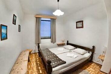 پانسیون Alpine Home   Rooms