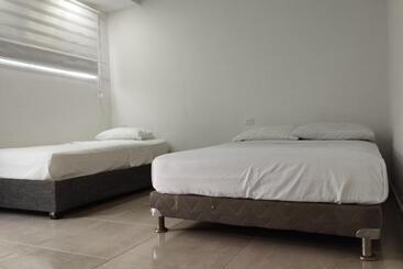 پانسیون Hostal Donde Marle