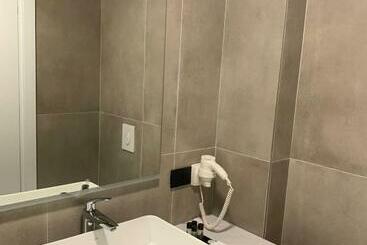 Black Diamond Hotel Dhermi