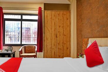 בית מלון כפרי Flagship Bliss Inn