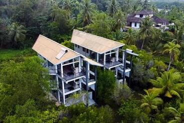 هتل Karawwa Luxury Villas