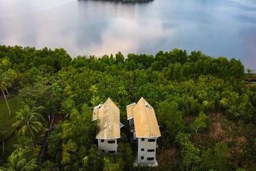 هتل Karawwa Luxury Villas