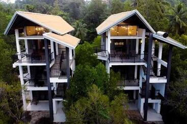 هتل Karawwa Luxury Villas