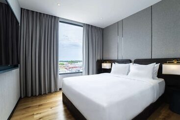 Отель Mercure Miri City Centre