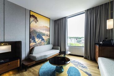 Отель Mercure Miri City Centre