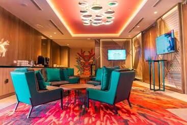 Отель Mercure Miri City Centre