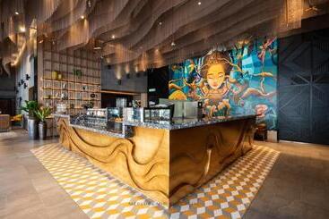 Отель Mercure Miri City Centre