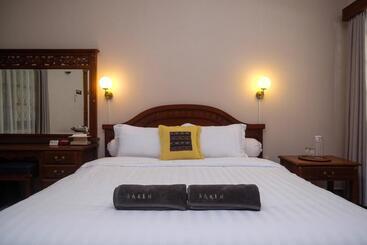 هتل Sareh Villa By The Lavana