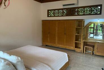 膳宿费 Narafa S Guest House