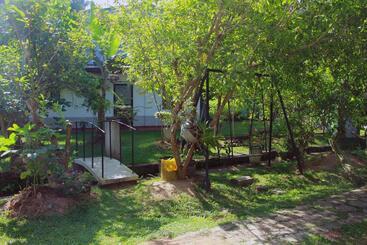 پانسیون Sumith Villa