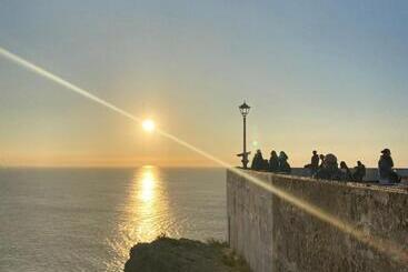 Spray B&b Sitio In Nazare, European Style