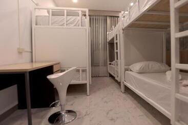 Tartar & Nay Hostel