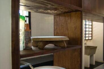 Bahari Dhow Beach Villas