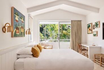 هتل Atlantic Byron Bay