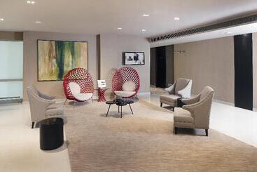 هتل Holiday Inn Express New Delhi International Airport T3, An Ihg