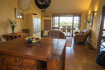 هتل Huntington Stables Retreat