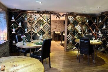 هتل Jabajak Vineyard Restaurant & Rooms