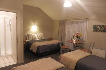 هتل Lake Wanaka Lodge