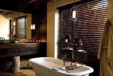 هتل The Motse   Tswalu Kalahari Luxury Private Game Reserve
