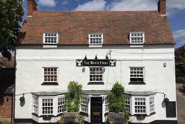 هتل The White Hart