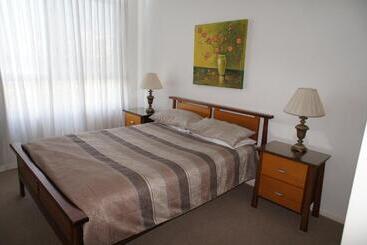 Kirra Beach Apartments