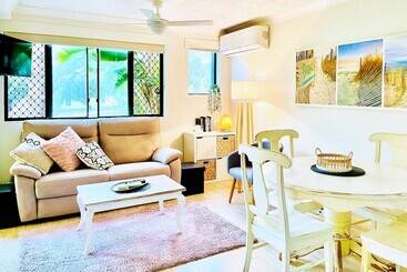 Mermaid Beach Park View Resort
