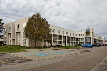 Motel 6buffalo, Ny  Airport  Williamsville