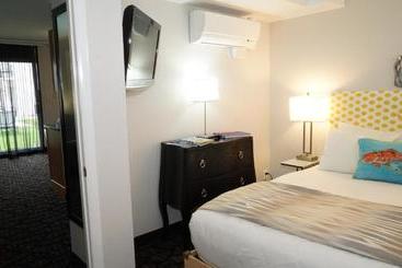 مُتل Periwinkle Inn