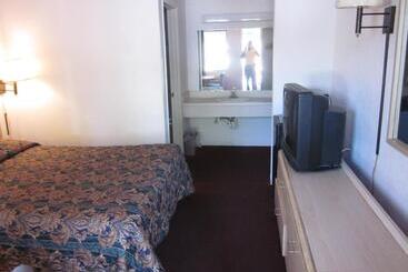 مُتل Westmont Inn  Lakeland