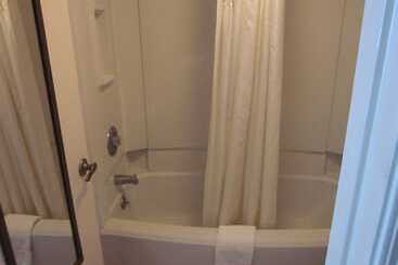 مُتل Westmont Inn  Lakeland